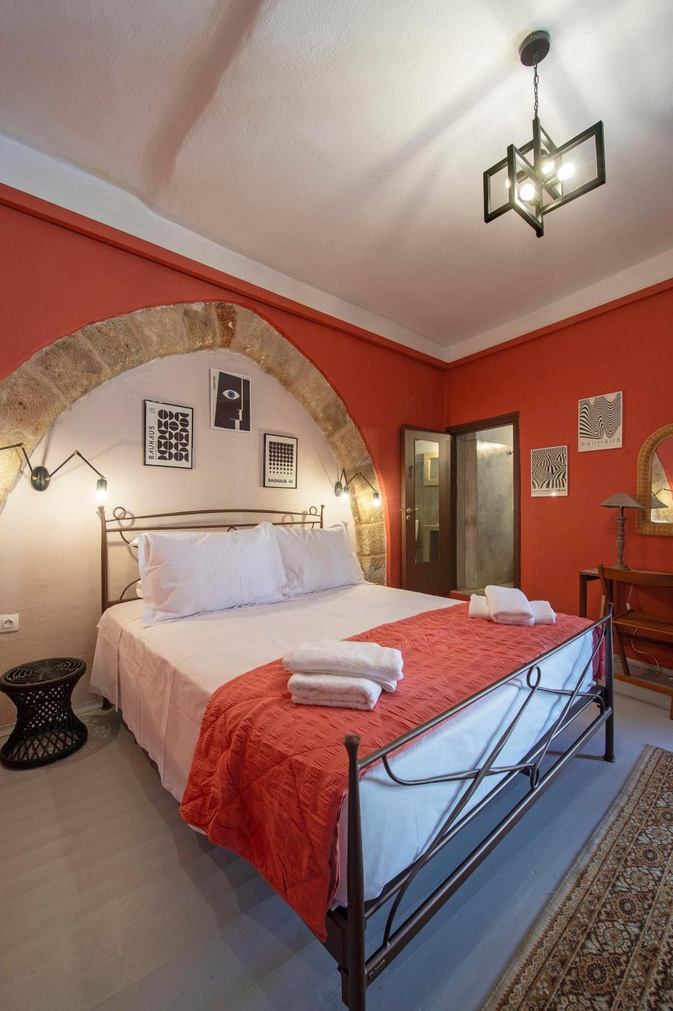 Old Town Corner Luxury Studios Rhodes City Екстериор снимка