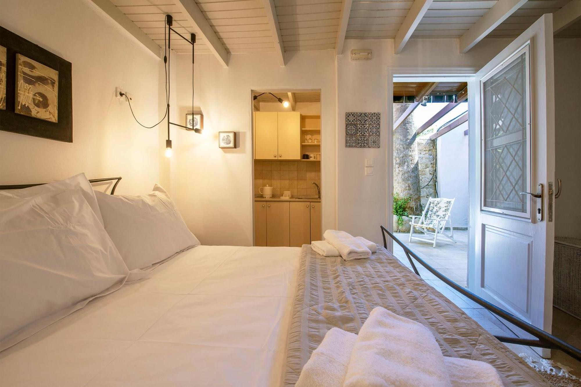 Old Town Corner Luxury Studios Rhodes City Екстериор снимка