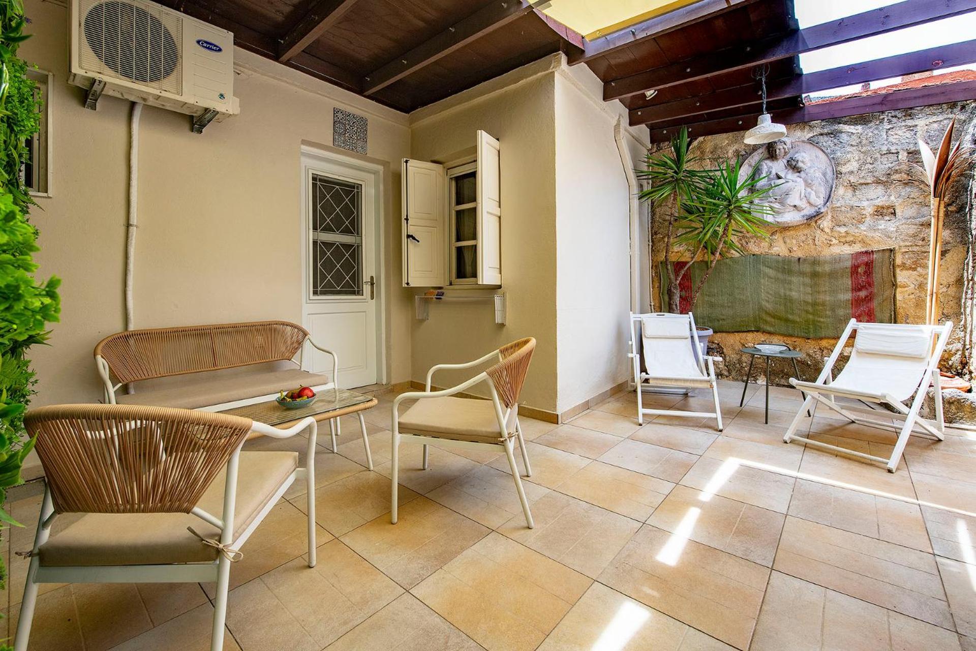 Old Town Corner Luxury Studios Rhodes City Екстериор снимка
