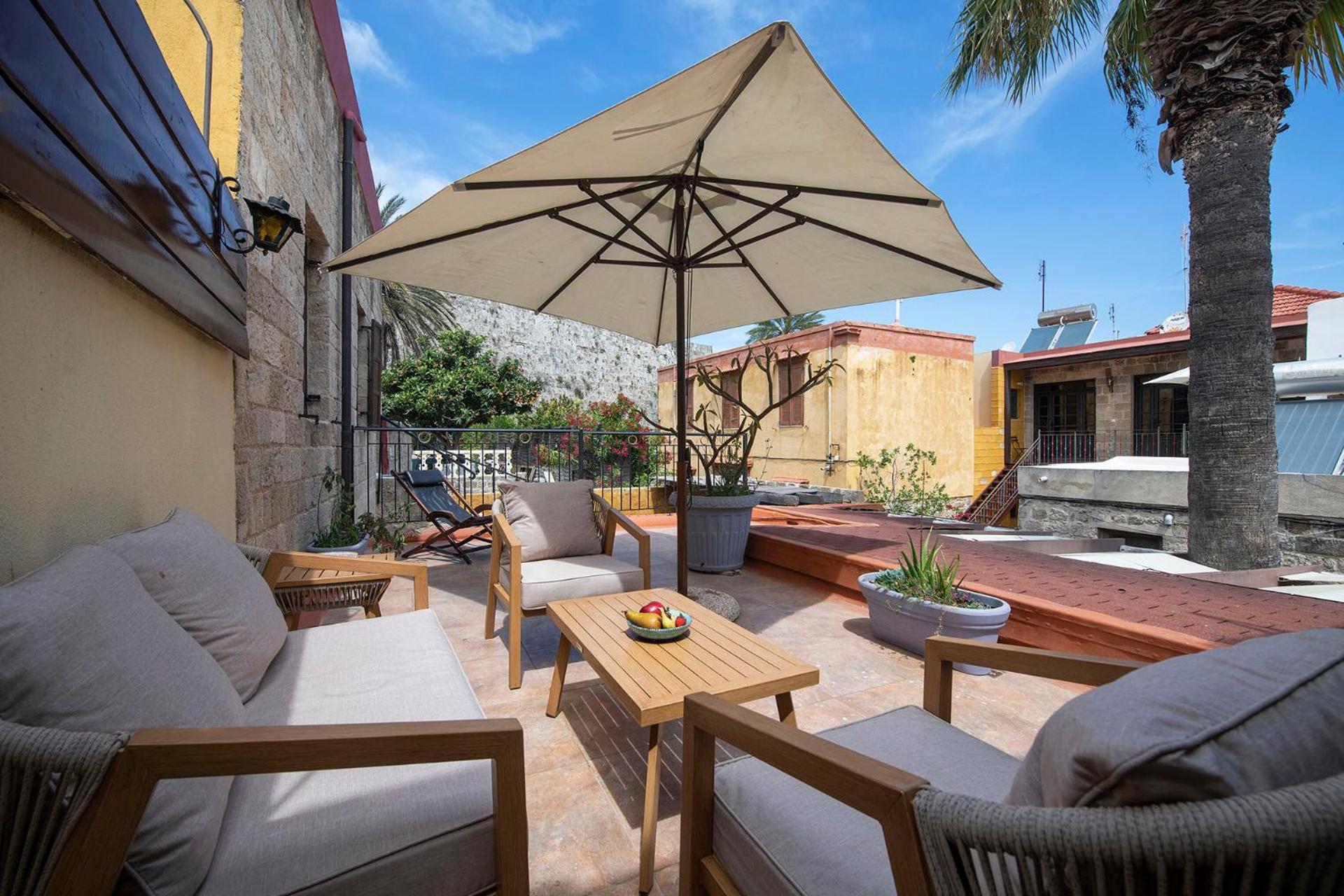 Old Town Corner Luxury Studios Rhodes City Екстериор снимка